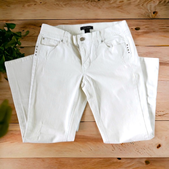 WHBM White Jean Capri - Picture 1 of 5